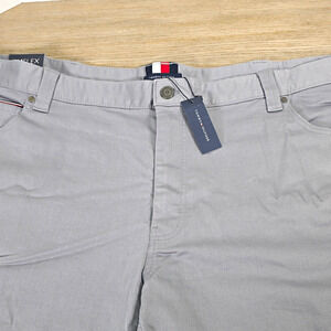 Tommy Hilfiger TH Flex Gray Twill Chino Pants Mens 50W Flat Front Stretch